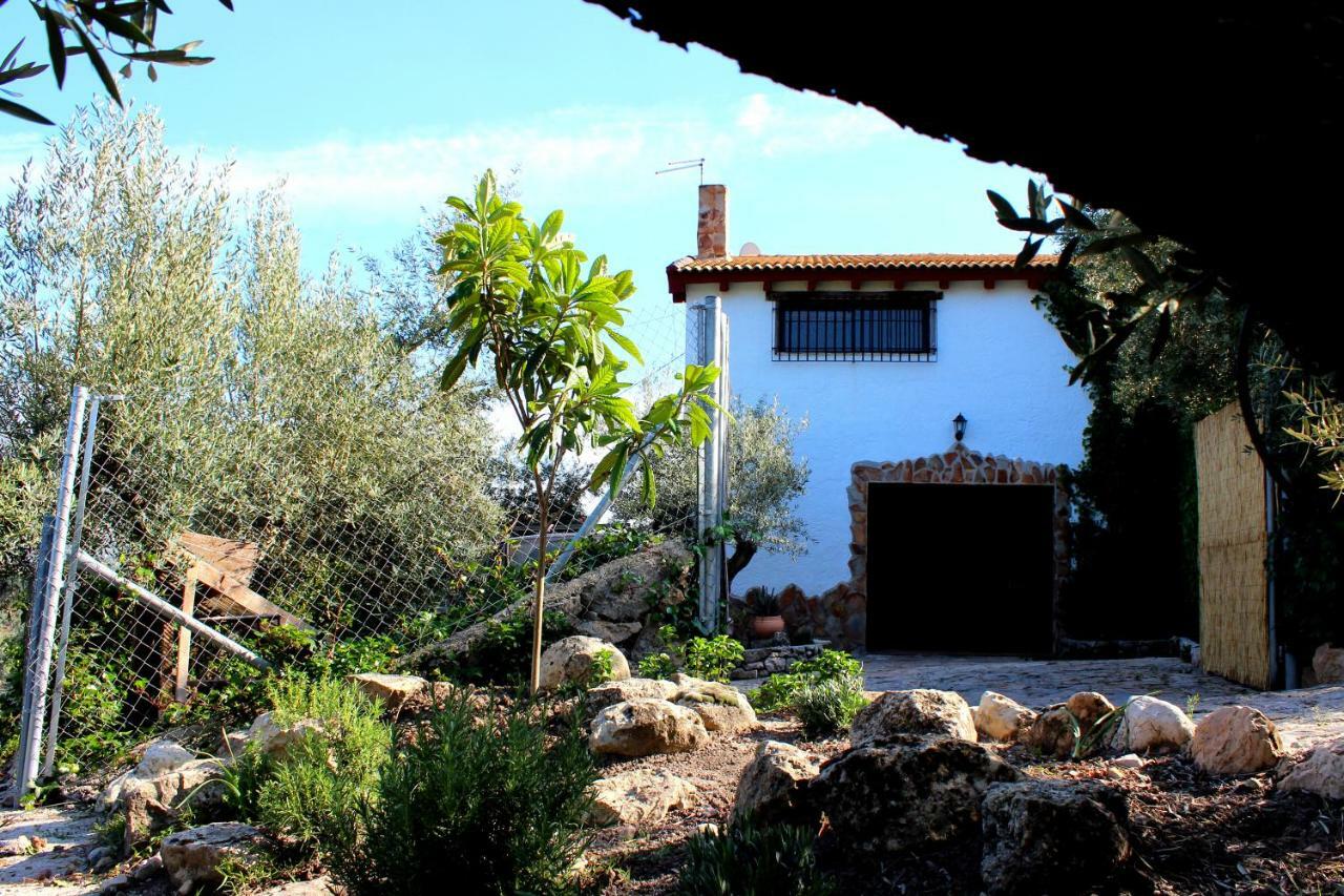 Alojamiento Rural El Agueelo Huelma Esterno foto